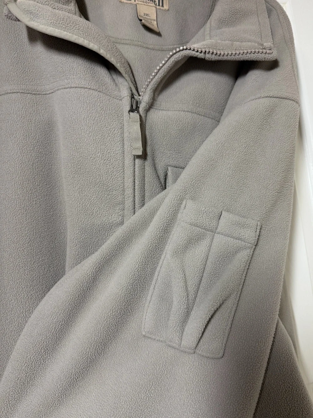 Duluth Trading Co Men's Light Tan Fleece Jacket